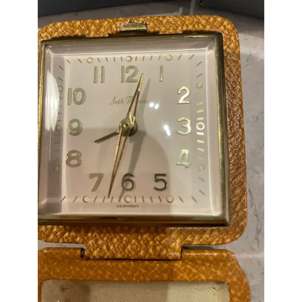 Vintage Seth Thomas 966 Traveling 30hr Alarm Clock Luminous Leather Case Germany